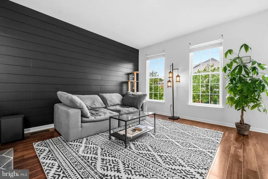 25320 Shipley Ter, Chantilly, VA 20152 - #2