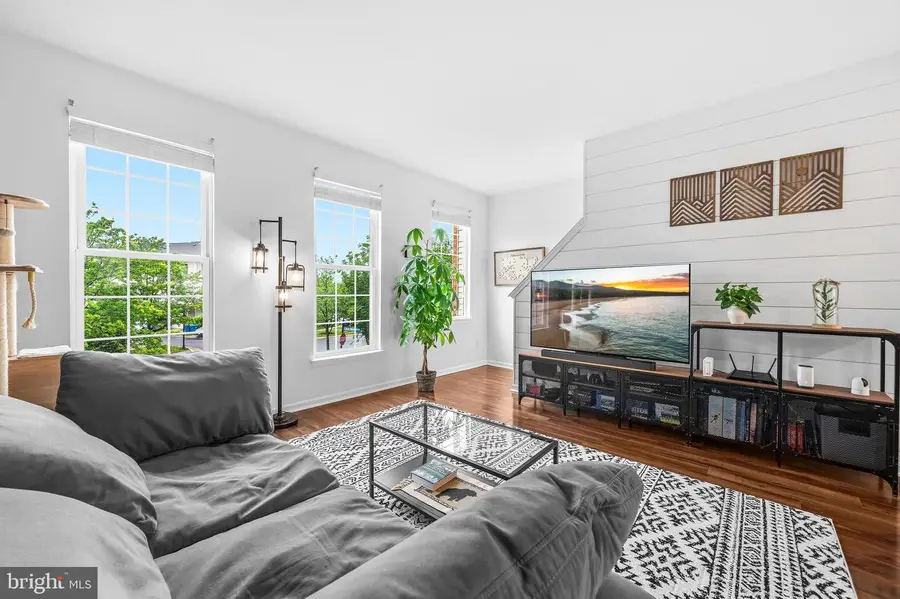 25320 Shipley Ter, Chantilly, VA 20152 - #3