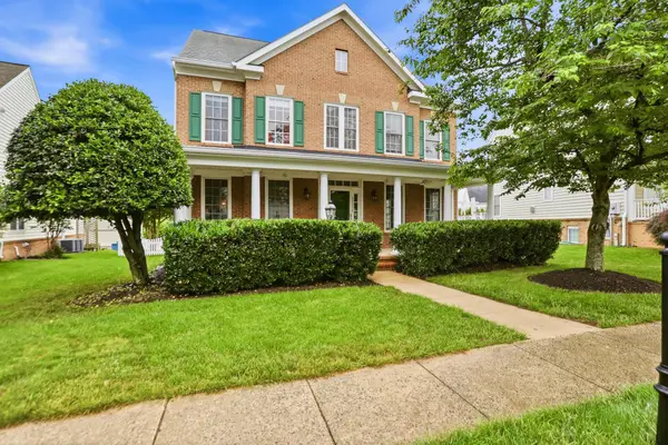 22938 Goldenrod, BRAMBLETON, VA 20148