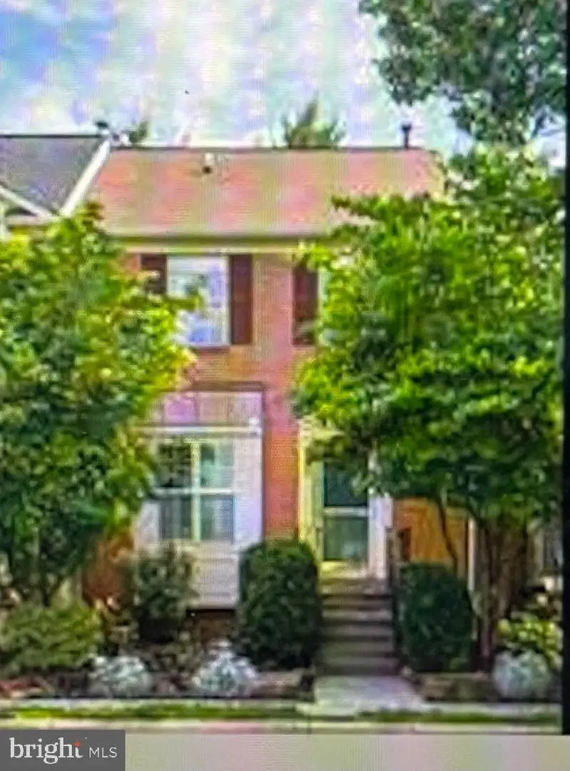 734 Balls Bluff Rd Ne, Leesburg, VA 20176 - #1