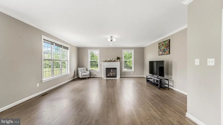 38454 Stone Eden Dr, Hamilton, VA 20158 - #3