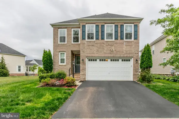 22800 Bubbling Brook Dr, BRAMBLETON, VA 20148