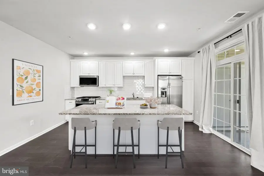 23275 Milltown Knoll Sq #118, Ashburn, VA 20148 - #3