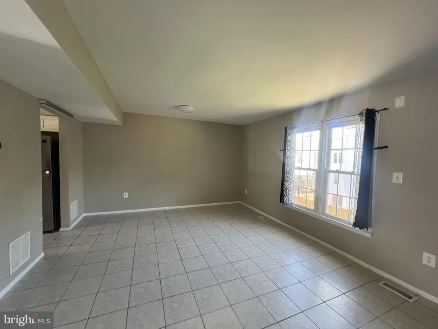 1005 Marsden Ct, Sterling, VA 20164 - #3