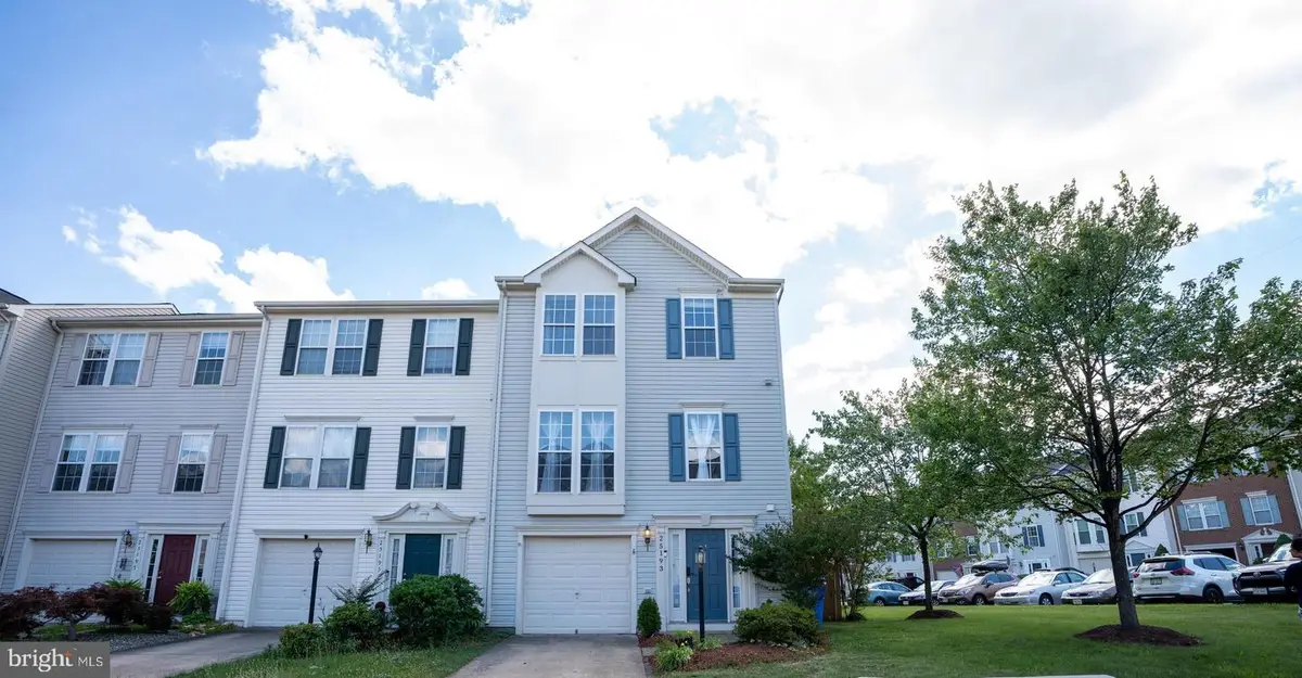 25193 Destination Sq, Aldie, VA 20105 - #1