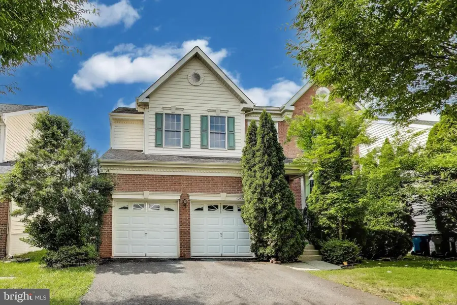 42647 Harris St, Chantilly, VA 20152 - #2