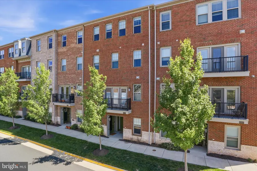 42851 Littlehales Ter, Ashburn, VA 20148 - #2