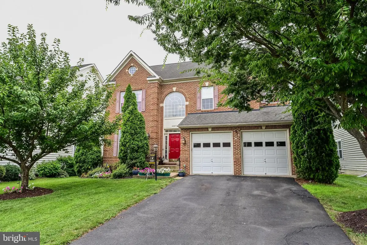 42071 Pepperbush Pl, Aldie, VA 20105 - #1