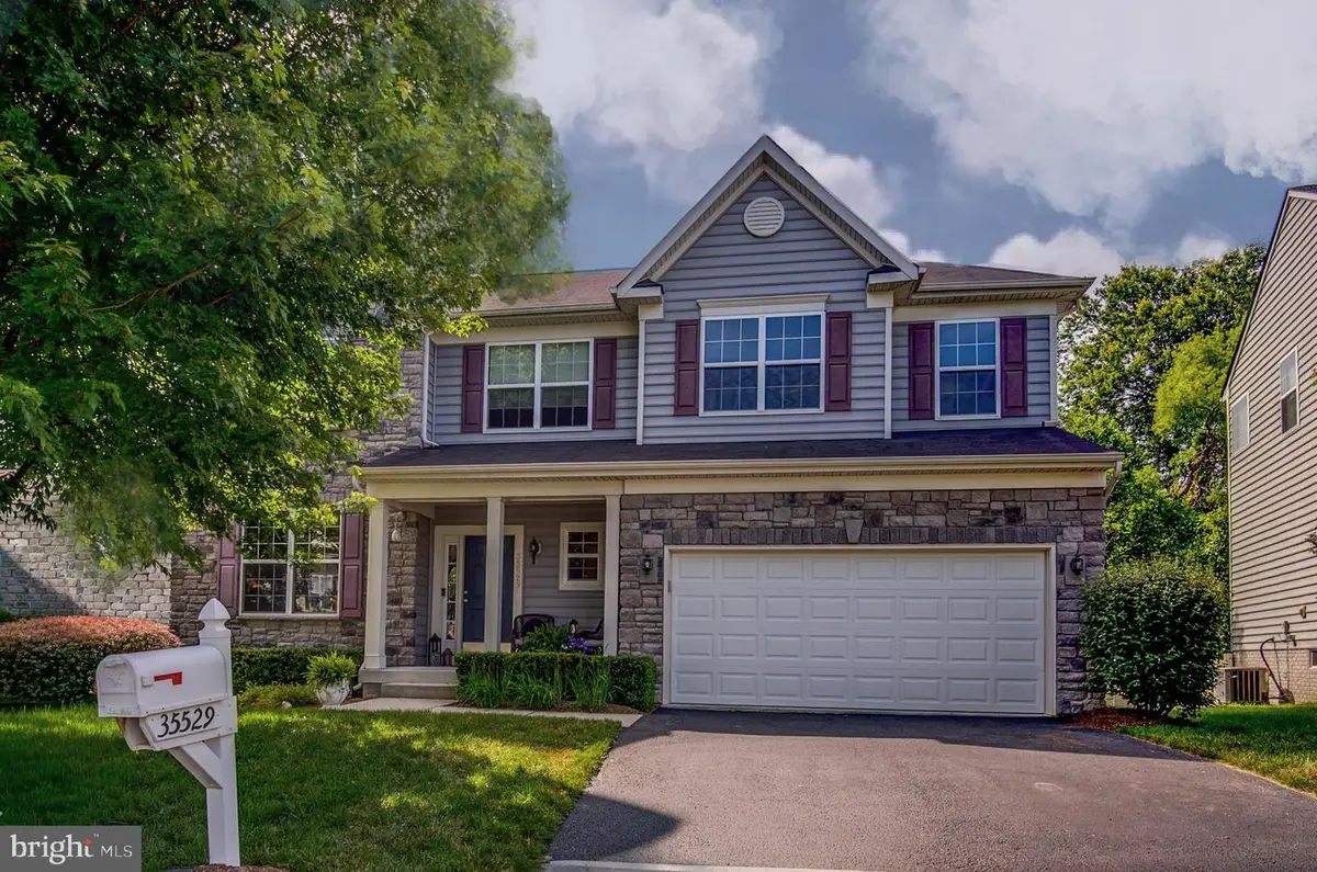35529 Hudson St, Round Hill, VA 20141 - #1
