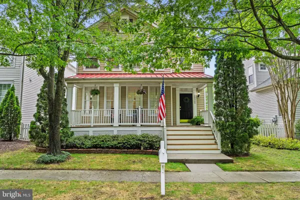 20309 Vermeer St, ASHBURN, VA 20147