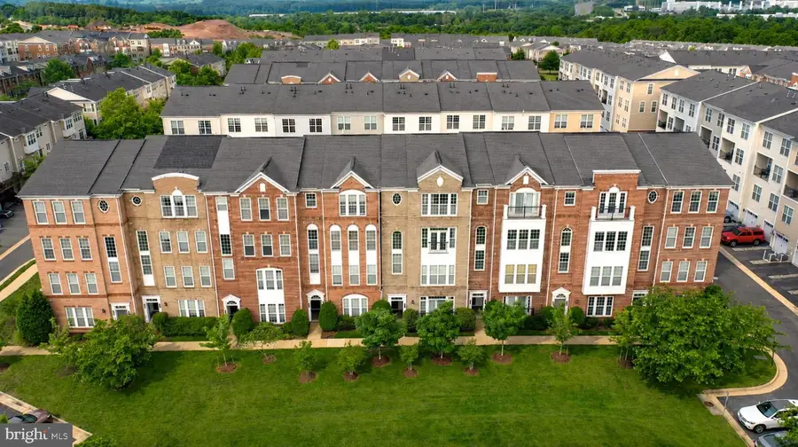 20640 Sibbald Sq, Ashburn, VA 20147 - #3