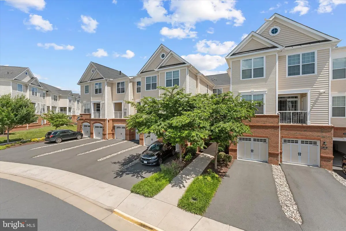 43021 Greggsville Chapel Ter #108, Ashburn, VA 20148 - #1