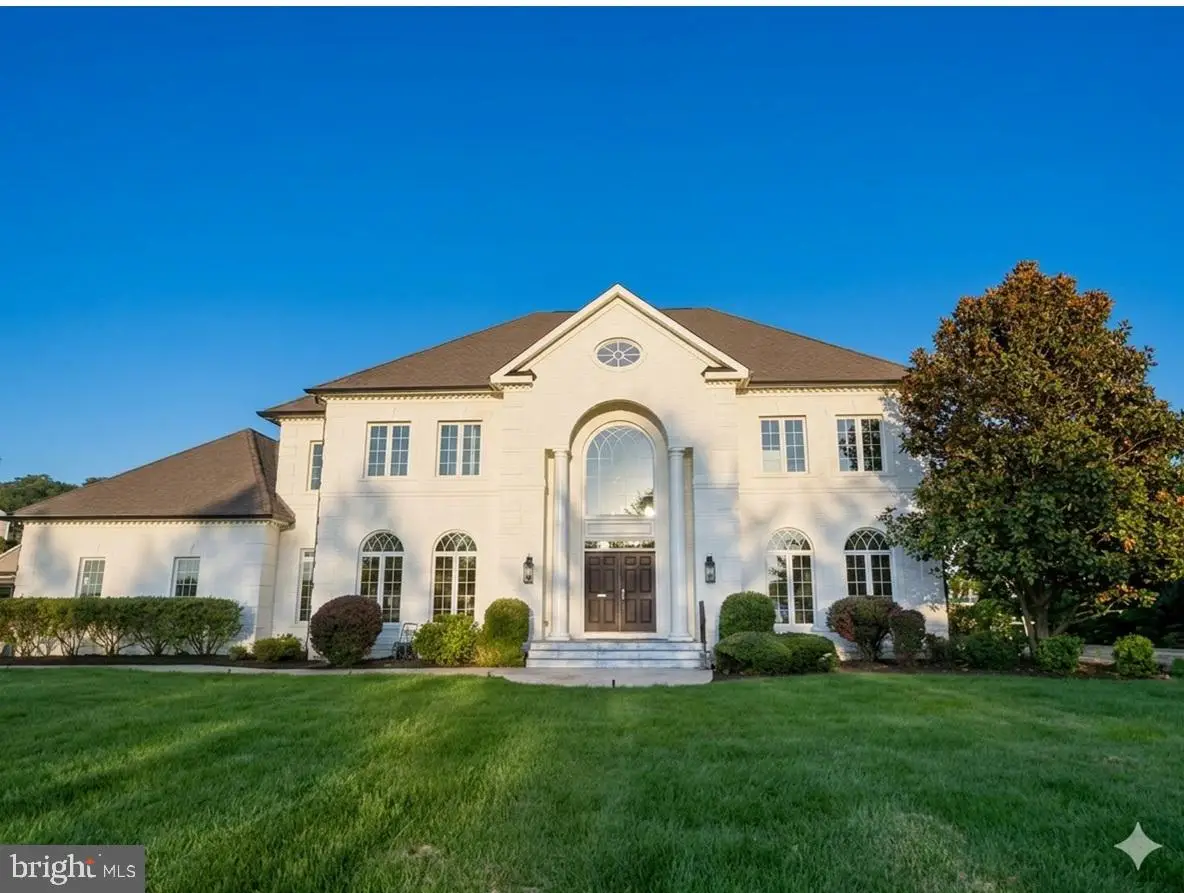 40163 Beacon Hill Dr, Leesburg, VA 20176 - #1