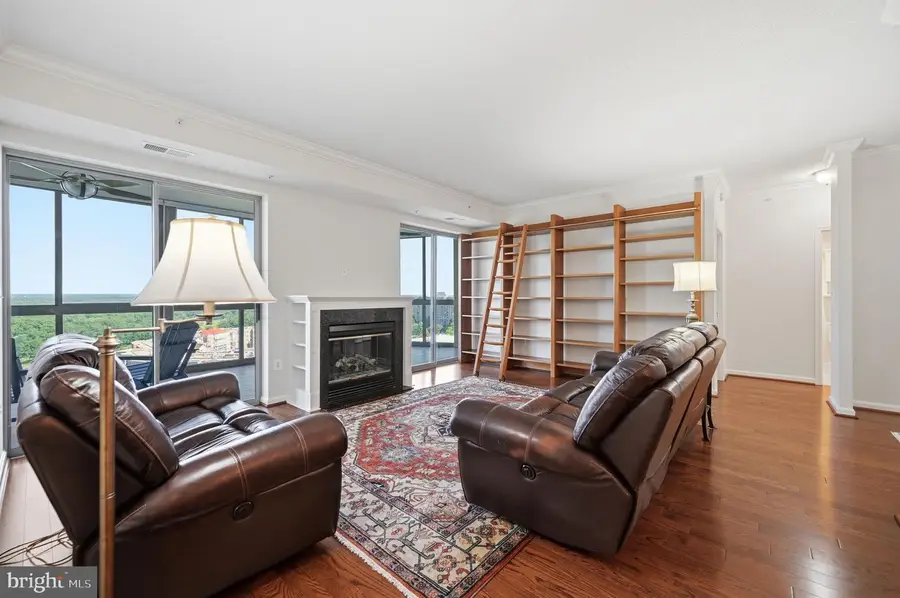 19355 Cypress Ridge Ter #1017, Leesburg, VA 20176 - #3