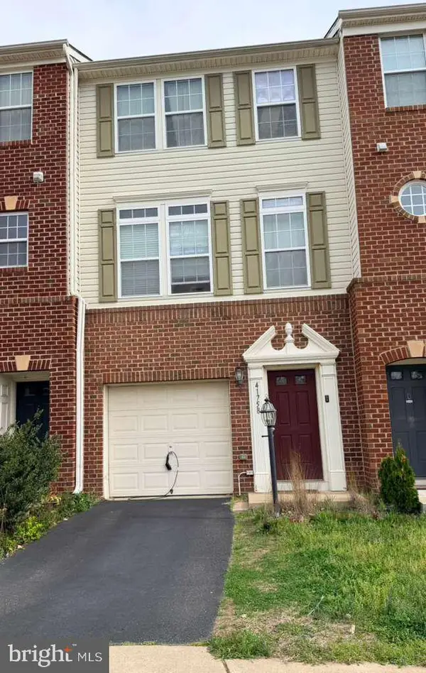 41758 Cynthia Ter, ALDIE, VA 20105