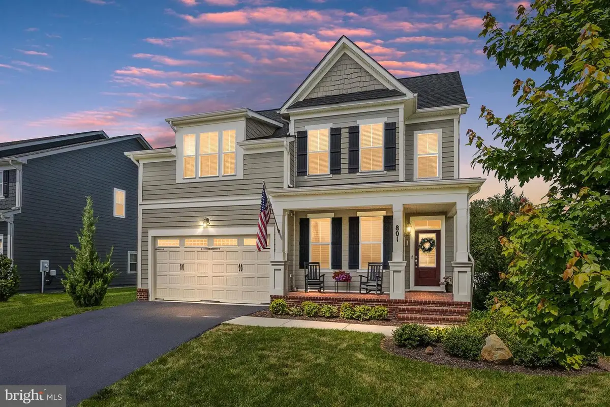 801 Stephan Mace Ct, Purcellville, VA 20132 - #1