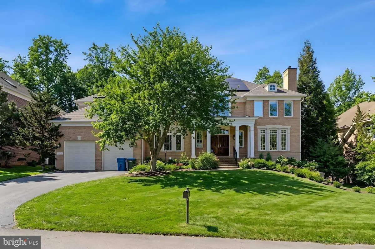20581 Myers Pl, Leesburg, VA 20175 - #1