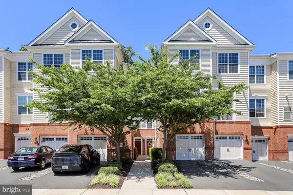 23225 Milltown Knoll Sq #111, ASHBURN, VA 20148