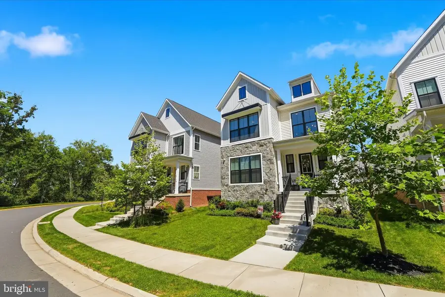 23135 Glenwood Heights Cir, Brambleton, VA 20148 - #3