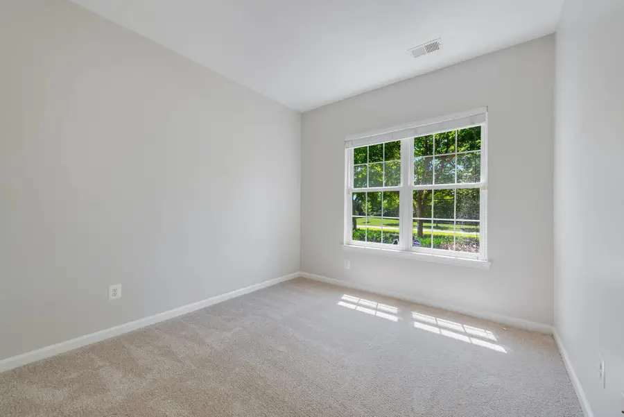 25165 Femoyer Ter, Chantilly, VA 20152 - #3