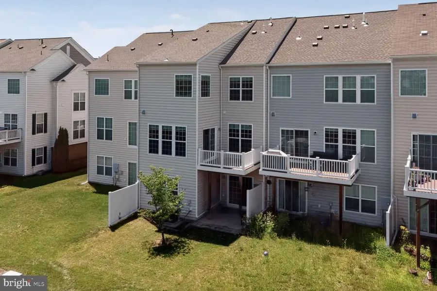 25450 Hopton House Ter, Chantilly, VA 20152 - #3