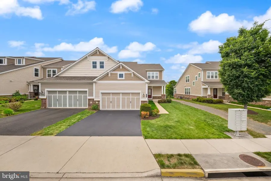 23559 Christina Ridge Sq, Ashburn, VA 20148 - #2