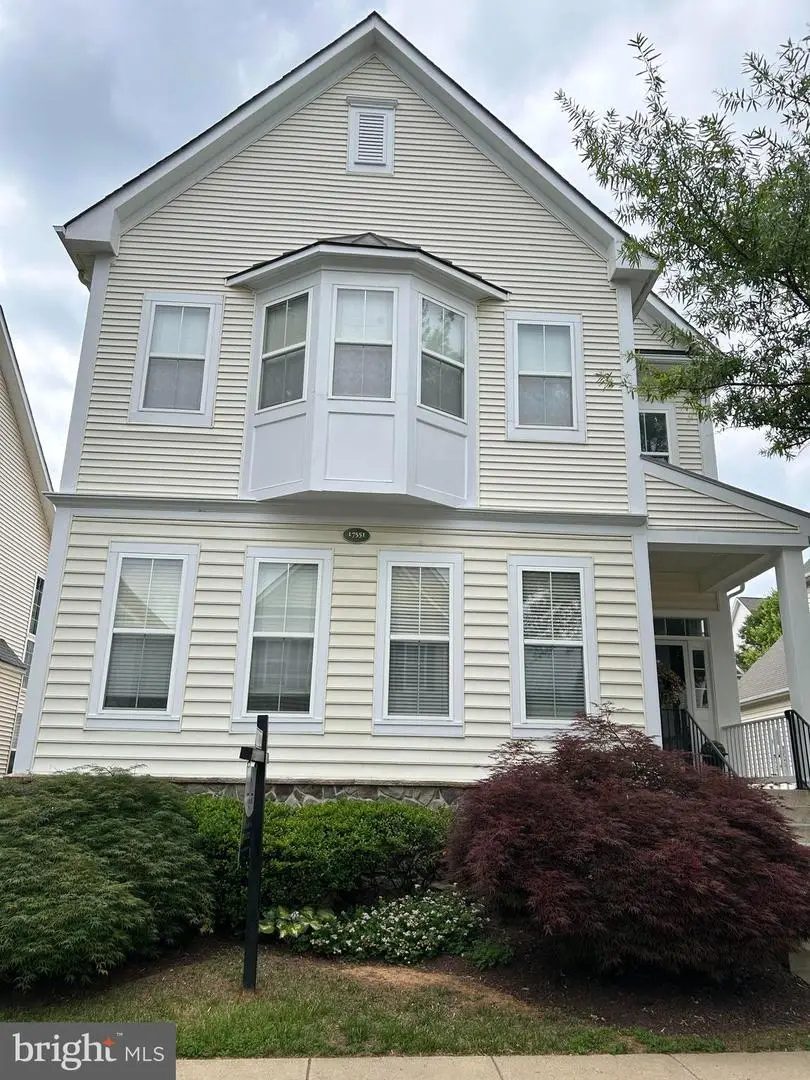 17551 Lethridge Cir, Round Hill, VA 20141 - #1