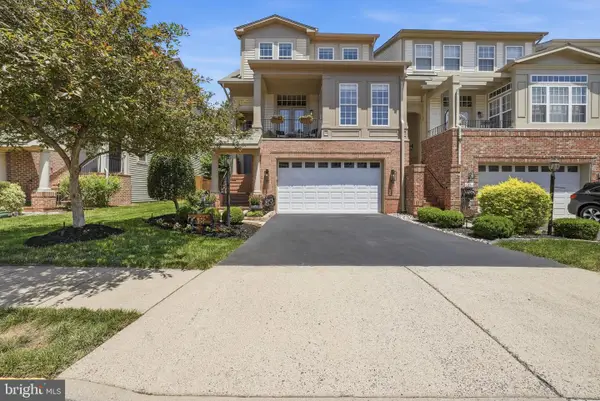 43264 Sunderleigh Sq, BROADLANDS, VA 20148