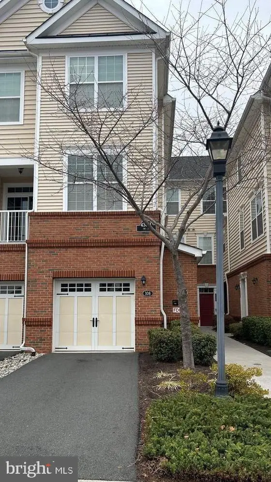 43031 Foxtrail Woods Ter #106, ASHBURN, VA 20148