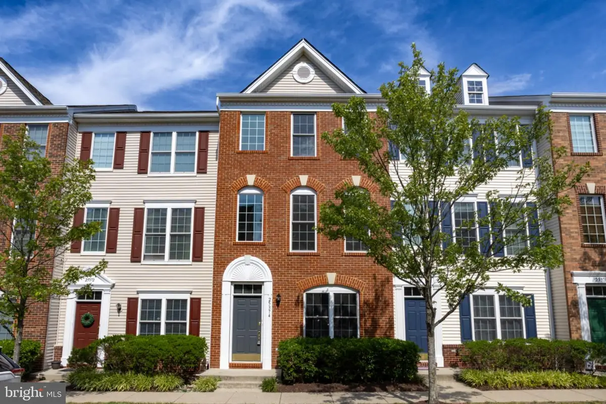 25374 Shipley Ter, Chantilly, VA 20152 - #1