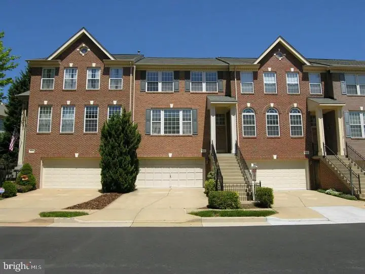 47670 Loweland Ter, Sterling, VA 20165 - #1