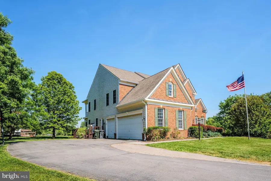 12734 Beebe Ct, Lovettsville, VA 20180 - #2