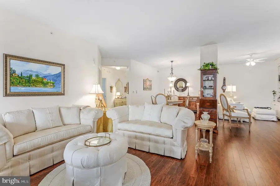 19350 Magnolia Grove Sq #406, Leesburg, VA 20176 - #3