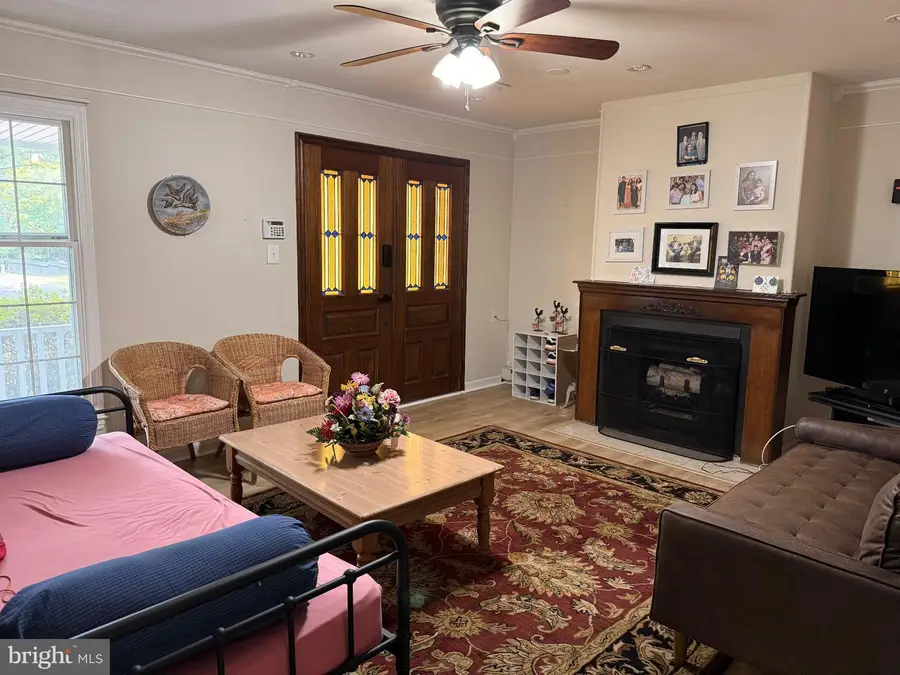 2002 N Amelia St, Sterling, VA 20164 - #2