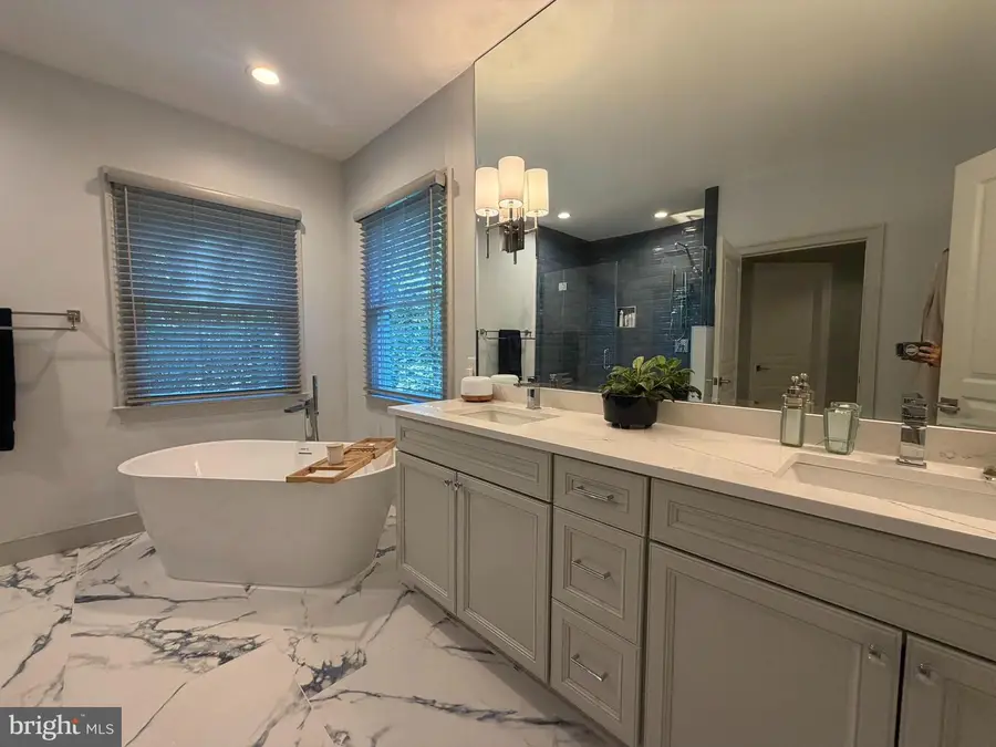 18429 Woodburn Rd, Leesburg, VA 20175 - #3