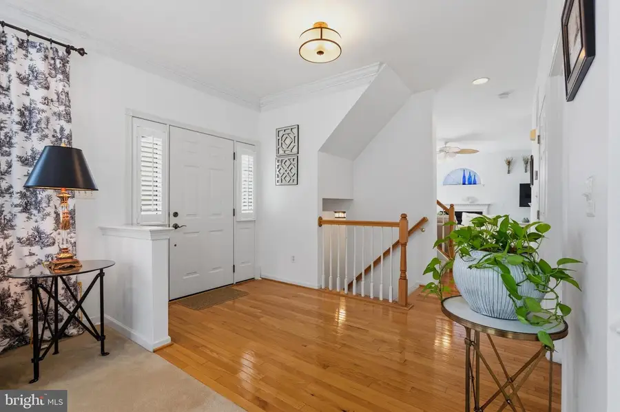 25838 Kirkwood Sq, Chantilly, VA 20152 - #3