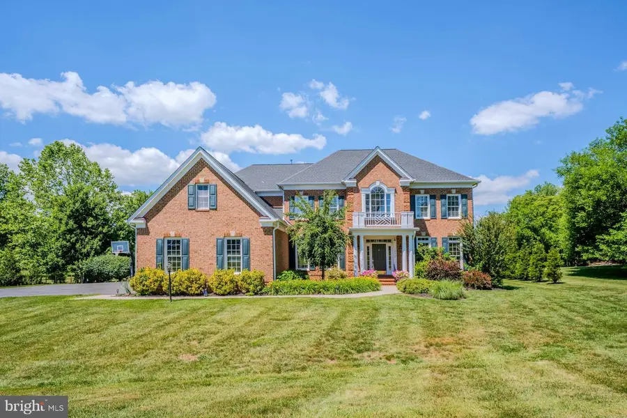 16619 Chestnut Overlook Dr, Purcellville, VA 20132 - #2