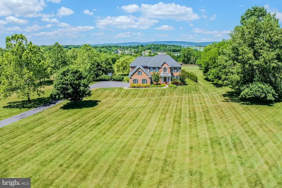 16619 Chestnut Overlook Dr, Purcellville, VA 20132 - #3