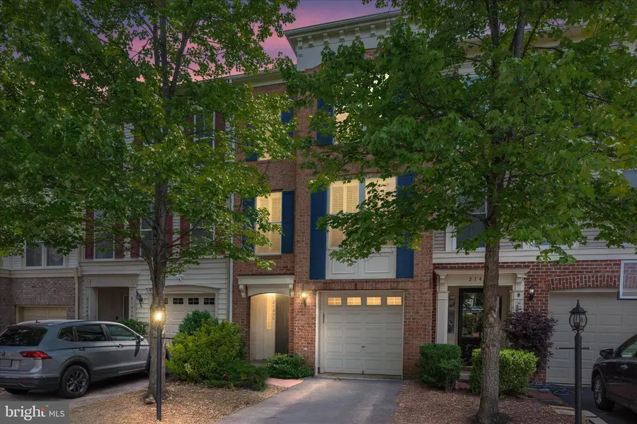 21436 Falling Rock Ter, Broadlands, VA 20148 - #2