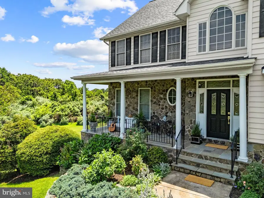 19709 Colchester Rd, Purcellville, VA 20132 - #3