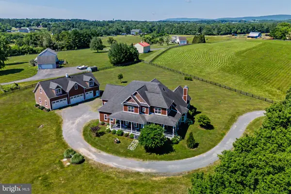 16081 Purcellville Rd, HILLSBORO, VA 20132