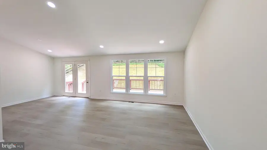 1216 Bradfield Dr Sw, Leesburg, VA 20175 - #3