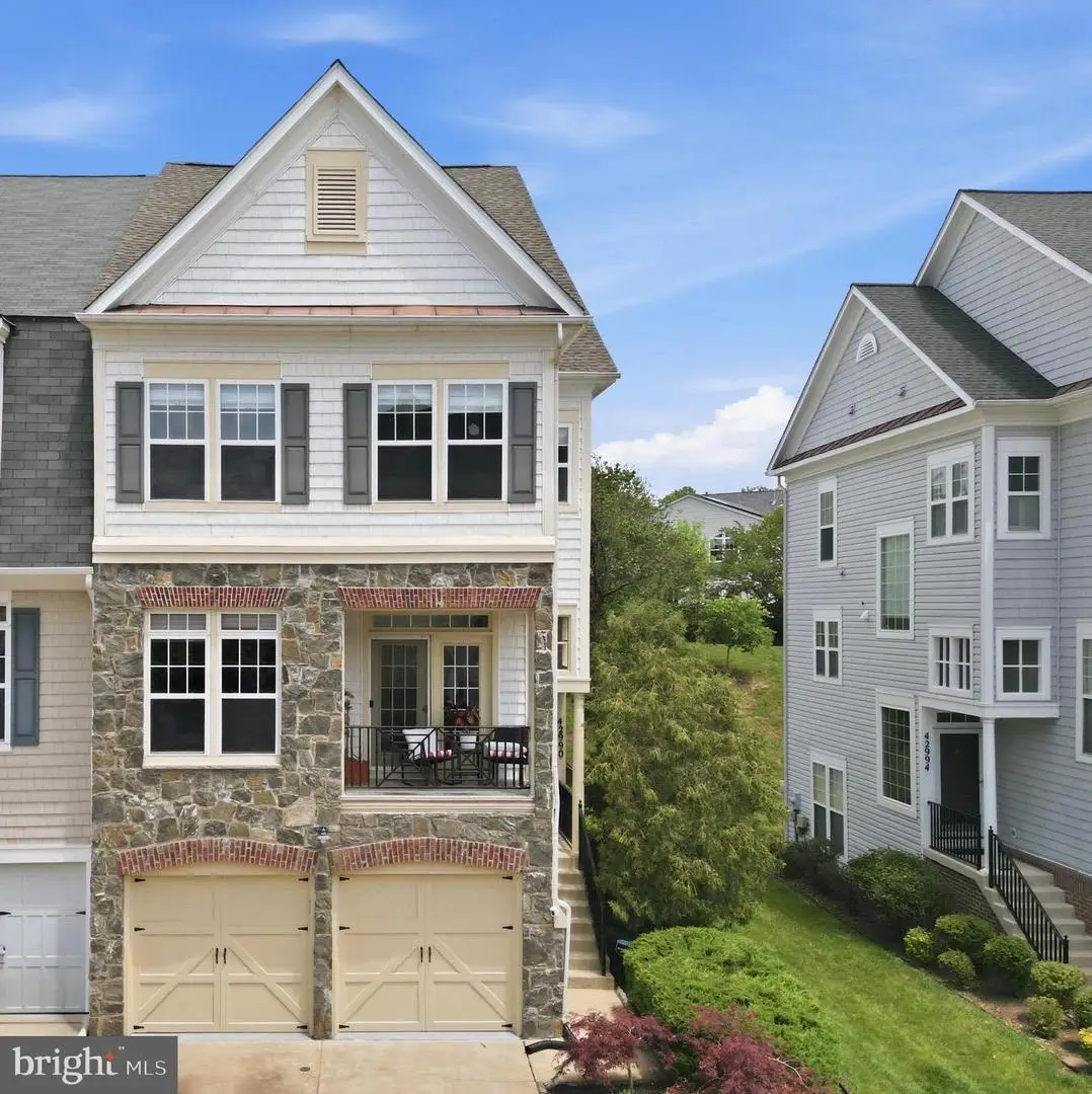 42990 Mill Race Ter, Leesburg, VA 20176 - #1