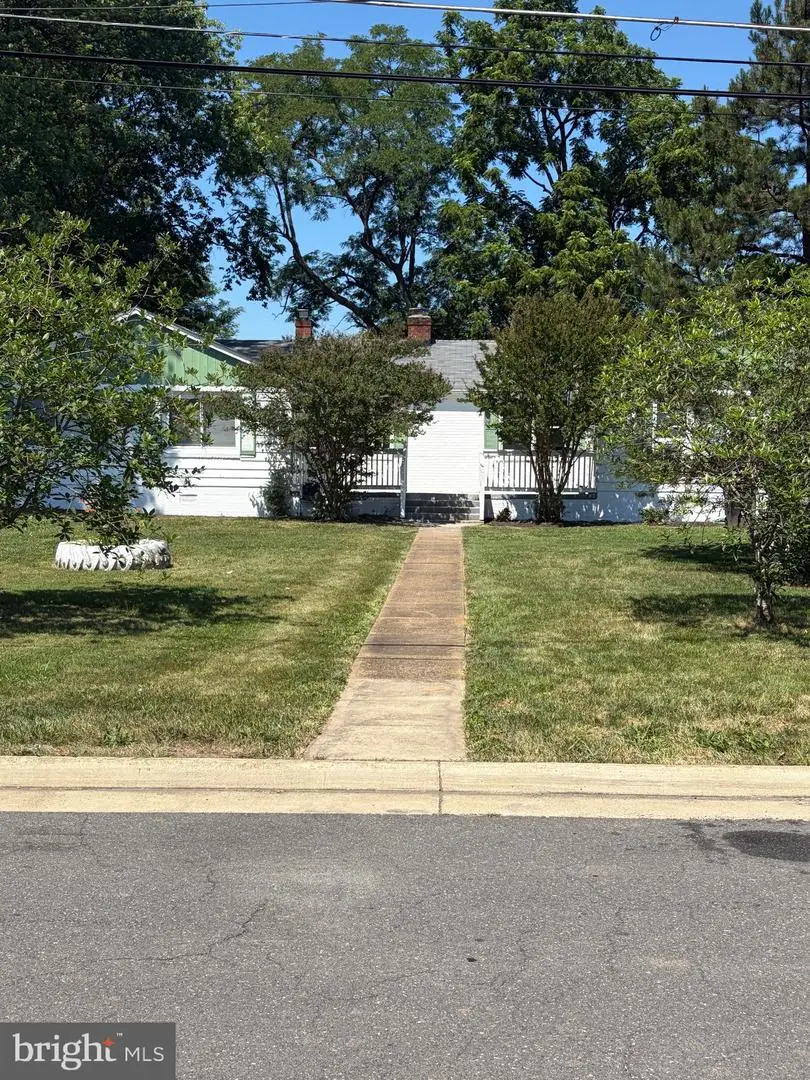 107 Washington St Ne, Leesburg, VA 20176 - #1