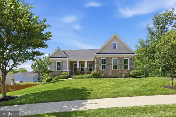 26867 Barnsley Pl, CHANTILLY, VA 20152