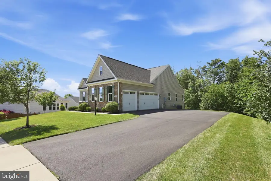 26867 Barnsley Pl, Chantilly, VA 20152 - #2