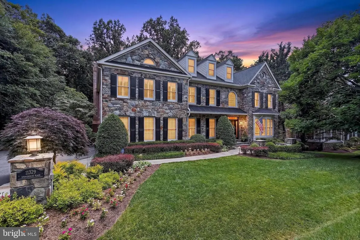 11329 Stonehouse Pl, Sterling, VA 20165 - #1