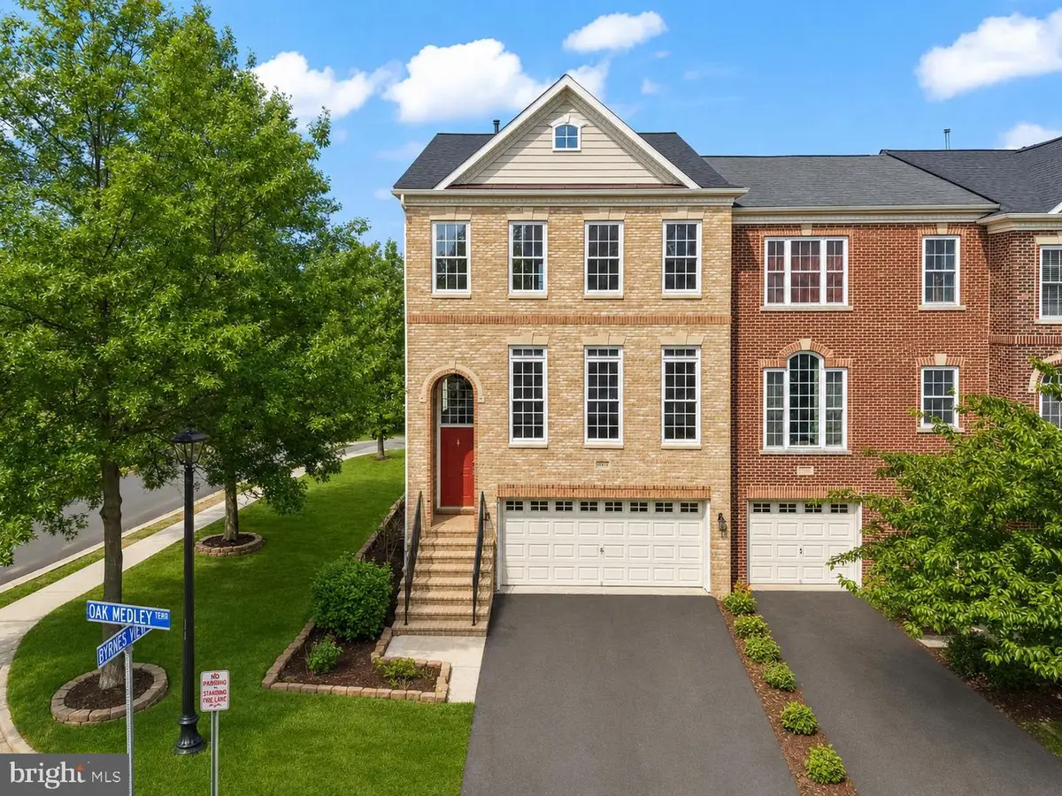 25519 Oak Medley Ter, Aldie, VA 20105 - #1