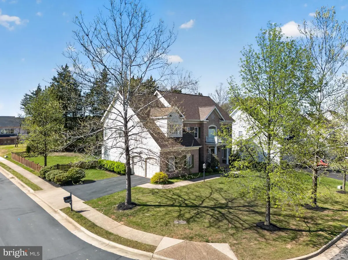 42994 Northlake Blvd, Leesburg, VA 20176 - #1