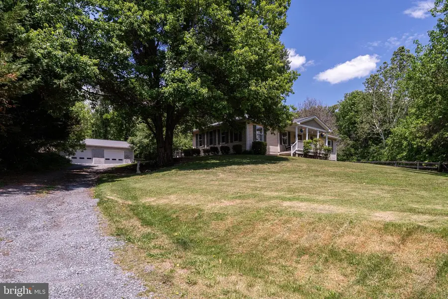 35094 Scotland Heights Rd, Round Hill, VA 20141 - #2